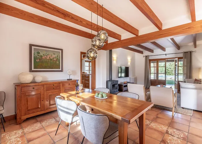 Figueres Recien Amueblada Con Piscina Privada Villa